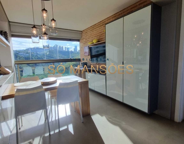 IMPERDÍVEL: APARTAMENTO MOBILIADO COM VISTA DESLUMBRANTE NO VALE DOS CRISTAIS, NOVA LIMA!