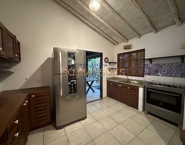 Casa de 298m² à venda no bairro Colina - Trancoso/BA. 