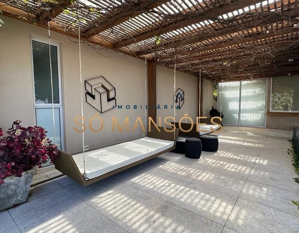 EXCLUSIVIDADE ÚNICA! CASA LUXUOSA COM VISTA INCOMPARÁVEL NO CONDOMÍNIO RIVEIRA.