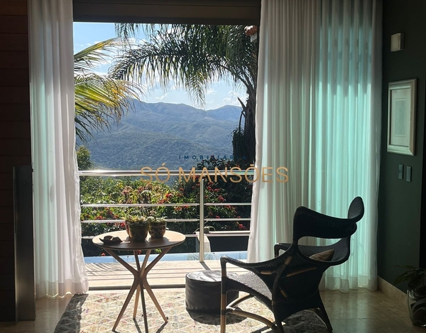 CASA COM EXCELENTE LOCALIZAÇÃO E VISTA MAGNÍFICA DISPONÍVEL PARA VENDA E LOCAÇÃO NO CONDOMÍNIO QUINTAS DO SOL.