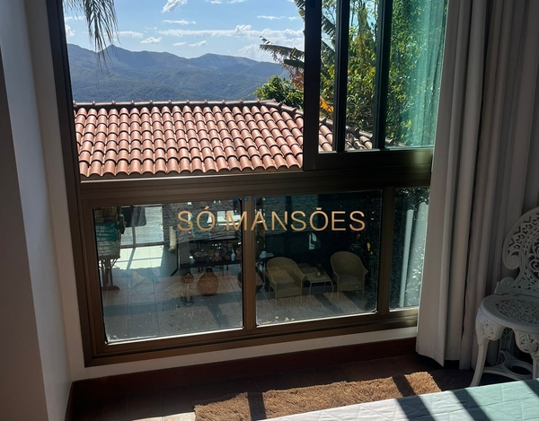 CASA COM EXCELENTE LOCALIZAÇÃO E VISTA MAGNÍFICA DISPONÍVEL PARA VENDA E LOCAÇÃO NO CONDOMÍNIO QUINTAS DO SOL.