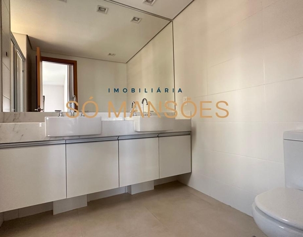 EXCELENTE APARTAMENTO COM 163M² DISPONÍVEL PARA VENDA NO BAIRRO VALE DO SERENO. 