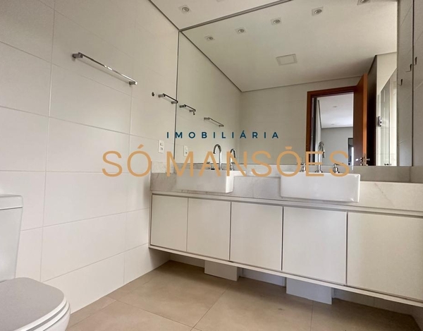 EXCELENTE APARTAMENTO COM 163M² DISPONÍVEL PARA VENDA NO BAIRRO VALE DO SERENO. 