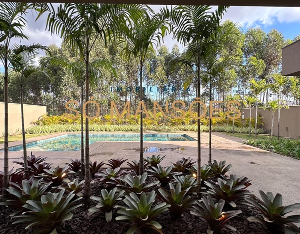 CASA DE LUXO COM VISTA PARA ÁREA VERDE NO ALPHAVILLE LAGOA DOS INGLESES