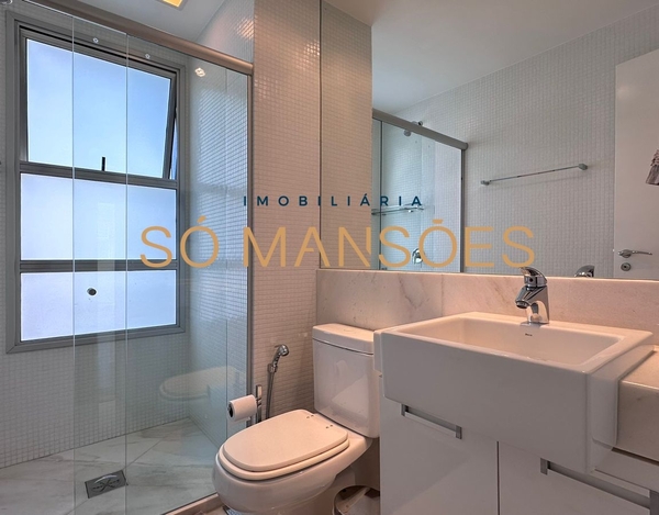 EXCELENTE APARTAMENTO 4 QUARTOS 265M² - LOCALIZAÇÃO PRIVILEGIADA À VENDA