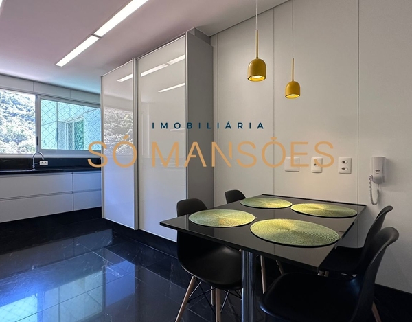 EXCELENTE APARTAMENTO 4 QUARTOS 265M² - LOCALIZAÇÃO PRIVILEGIADA À VENDA