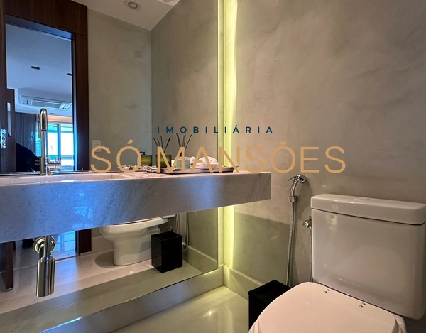 EXCELENTE APARTAMENTO 4 QUARTOS 265M² - LOCALIZAÇÃO PRIVILEGIADA À VENDA