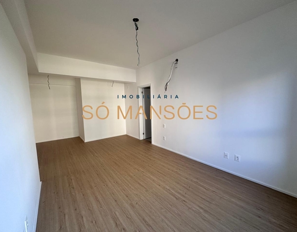 MARAVILHOSO APARTAMENTO À VENDA NO VILA DA SERRA!