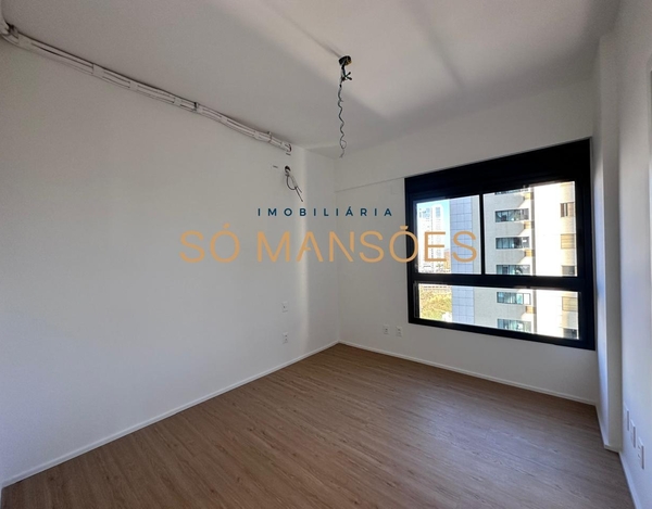 MARAVILHOSO APARTAMENTO À VENDA NO VILA DA SERRA!