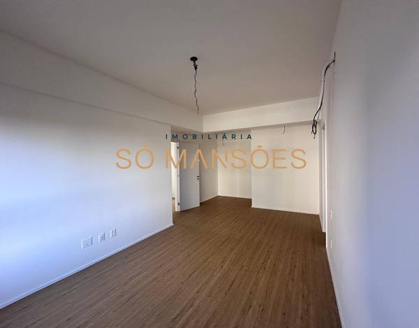 MARAVILHOSO APARTAMENTO À VENDA NO VILA DA SERRA!