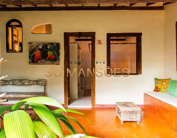 CHARMOSA CASA COM 15 SUÍTES NO CORAÇÃO DE TRANCOSO/BA