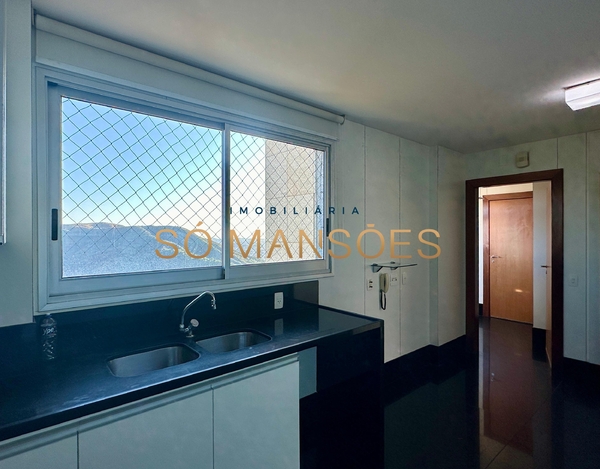 Apartamento de luxo de 269m² à venda no Belvedere - Belo Horizonte/MG.