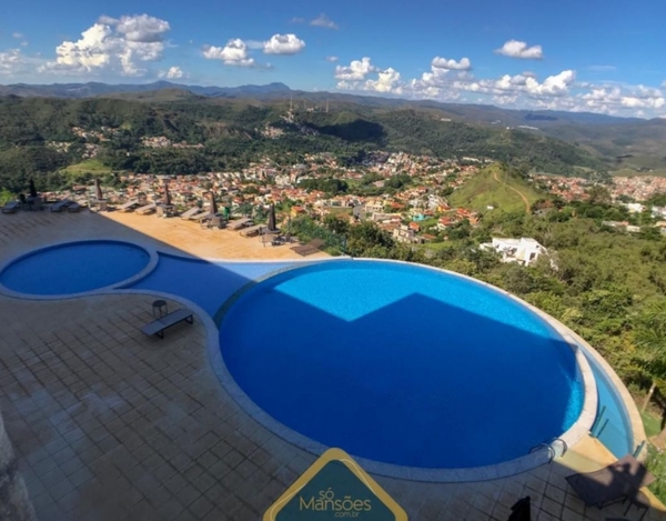 Oportunidade Única! Lote em Declive com Vista Magnífica no Quintas do Sol