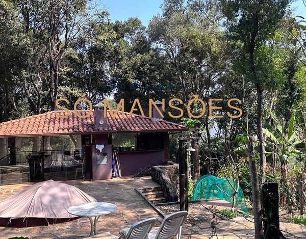 CASA A VENDA NO RETIRO DO CHALÉ / BRUMADINHO