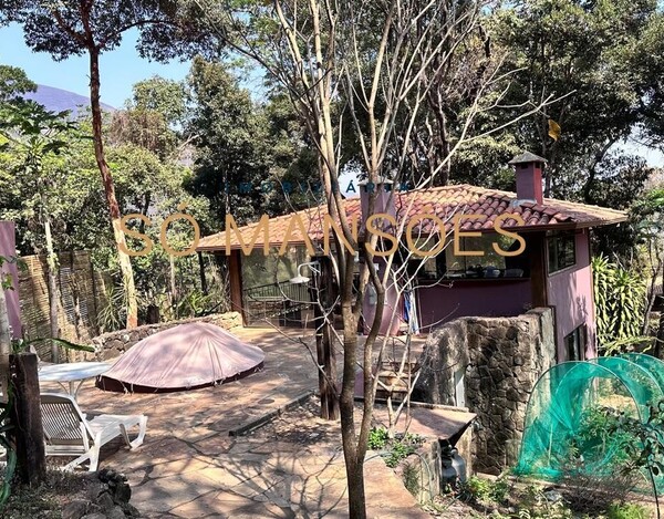 CASA A VENDA NO RETIRO DO CHALÉ / BRUMADINHO