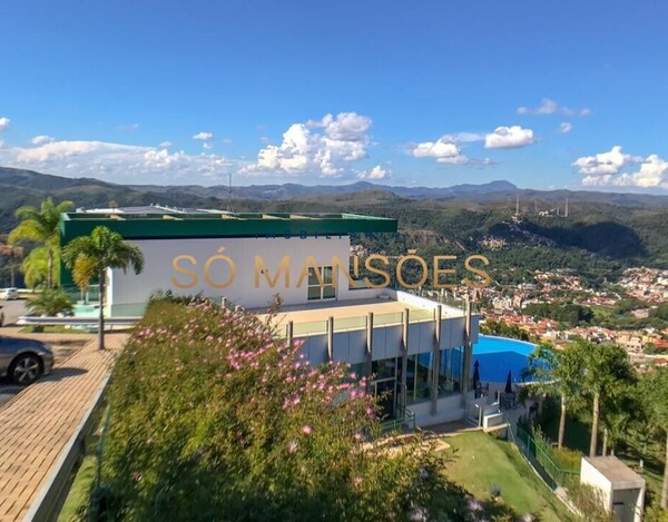 Lote de 840m² à Venda no Condomínio Quintas do Sol.