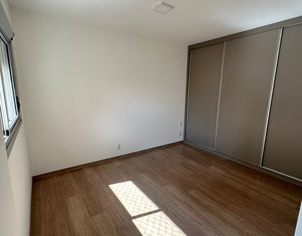 APARTAMENTO DE 2 QUARTOS À VENDA NO VILA DA SERRA / EXCELENTE LOCALIZAÇÃO