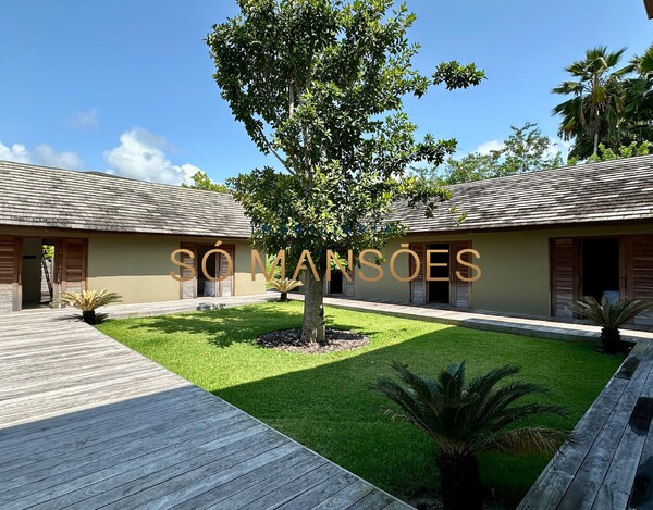 Casa de 869m² à venda no condomínio Terravista Golf - Trancoso/BA. 