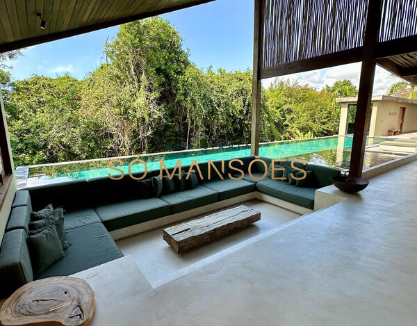 Casa de 869m² à venda no condomínio Terravista Golf - Trancoso/BA. 