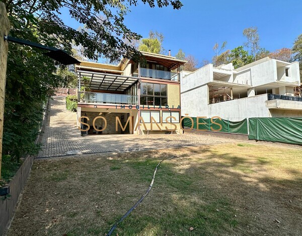 Casa de 234m² para venda ou locação no condomínio Quintas do Sol.