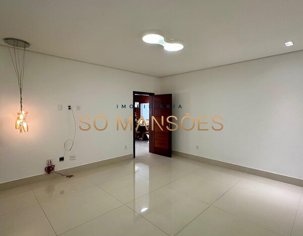 Casa de 546m² à venda no Bairro Bandeirantes - Pampulha.