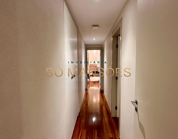 Apartamento de 198m² à venda na Vila da Serra.