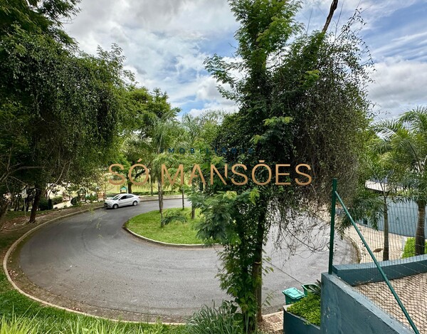 Lote de 1305m² à venda no condomínio Quintas do Sol.