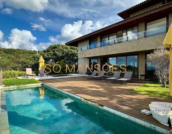 Casa de 845m² à venda no condomínio Mirante da Mata.