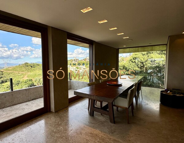 Casa de 845m² à venda no condomínio Mirante da Mata.