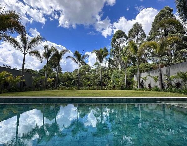 CASA A VENDA NO ALPHAVILLE LAGOA DOS INGLESES RESIDENCIAL COSTA LAGUNA