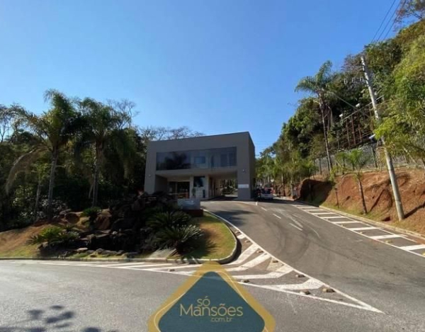 OPORTUNIDADE ÚNICA! LOTE ESPETACULAR DE 1.053M² NO MIRANTE DA MATA.