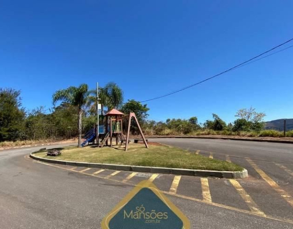 OPORTUNIDADE ÚNICA! LOTE ESPETACULAR DE 1.053M² NO MIRANTE DA MATA.